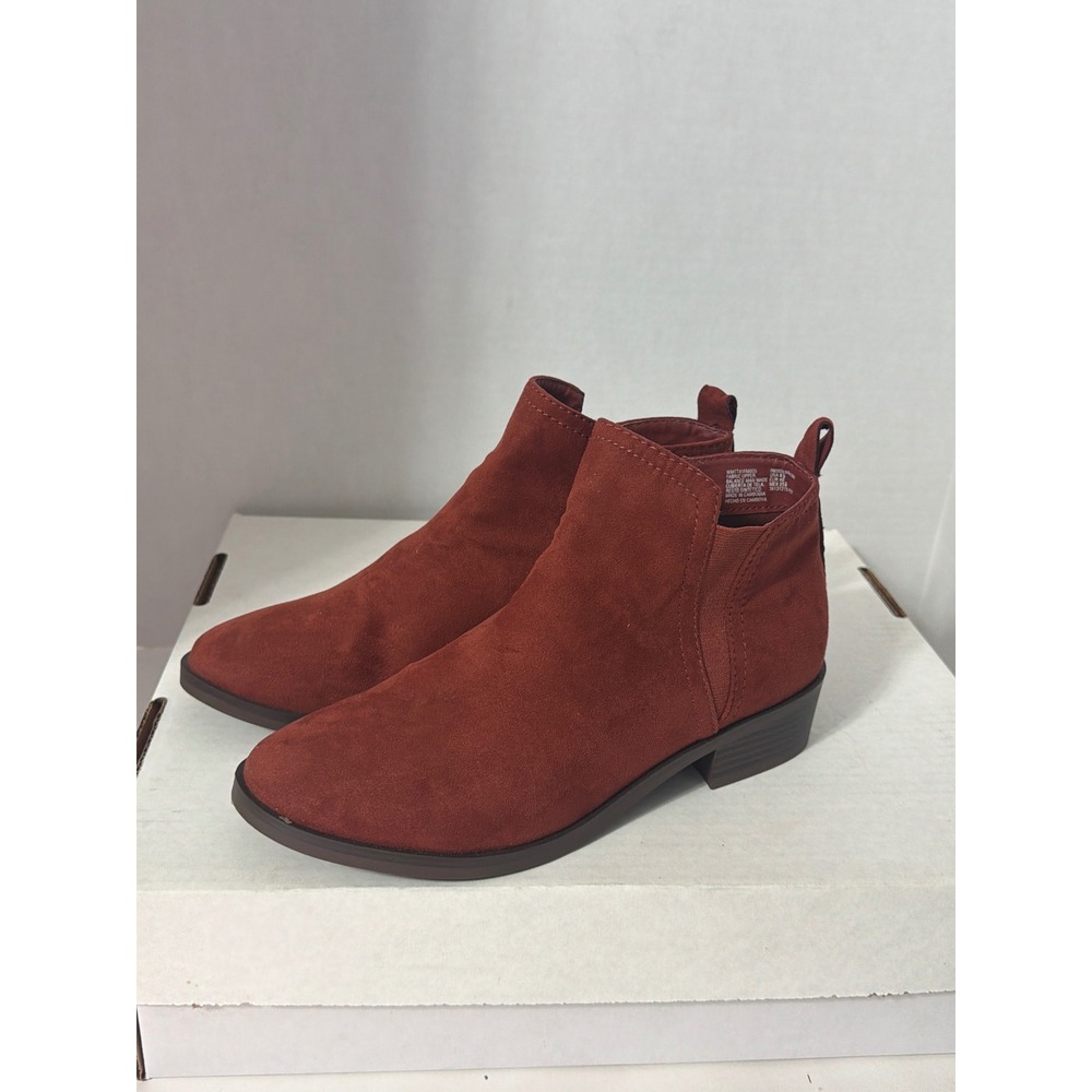 Time and Tru Womens Rust Red Faux Suede Ankle Boots Memory Foam  8.5